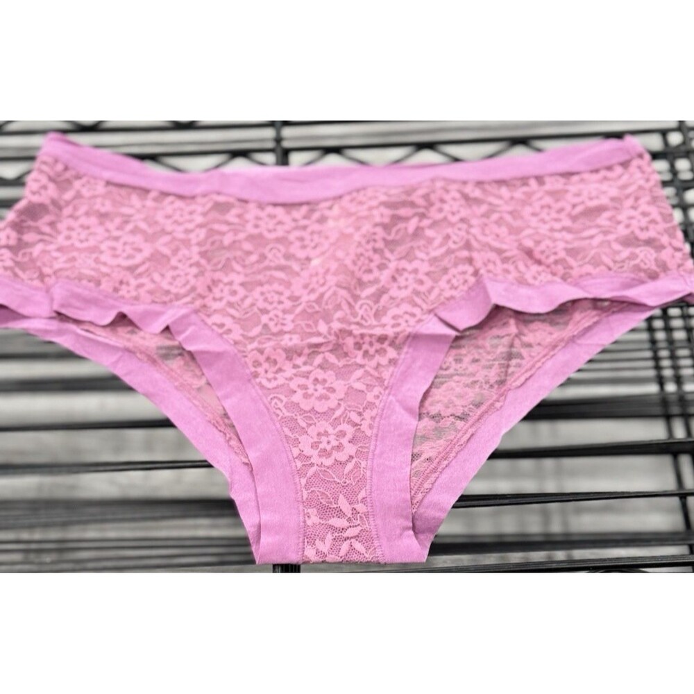 Victoria's Secret Cheeky/Cheeky L Underwear New With Tag